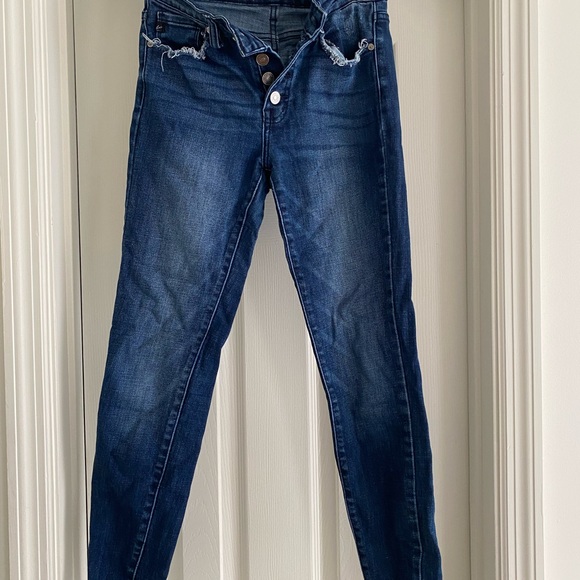 Jeans - Picture 2 of 3